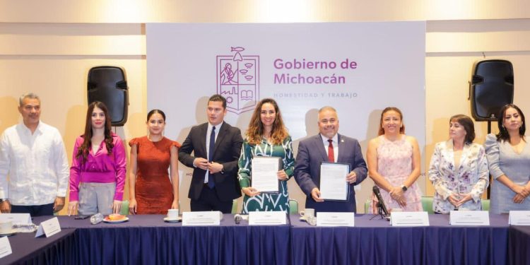 Firman Cedemun y TEEM, convenio para la capacitación de municipios en materia electoral
