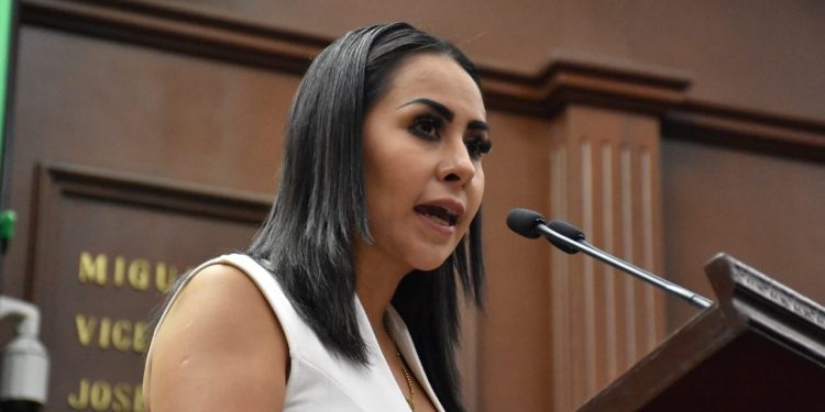 Da Congreso pasos firmes en defensa de los derechos de niñas, niños y adolescentes: Gloria Tapia