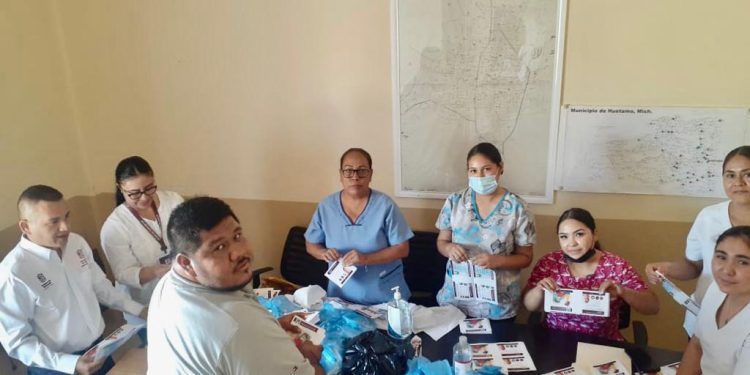 Por ola de calor, SSM implemente brigadas de hidratación en Huetamo y Apatzingán