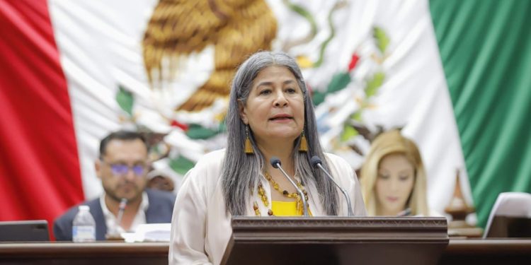 Exhorta Congreso a Estado y municipios a instalar cámaras en patrullas y solapas de agentes de Tránsito