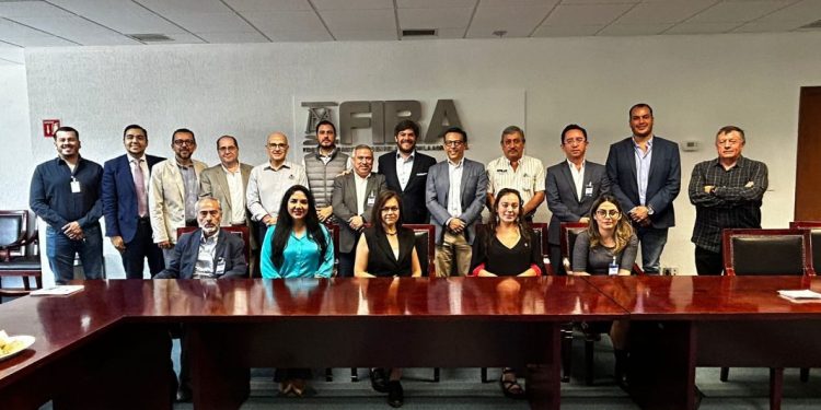 FIRA y CESMICH hacen equipo por el desarrollo agroindustrial de Michoacán