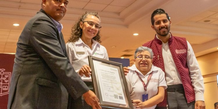 Cpladem recibe certificación en igualdad laboral y no discriminación