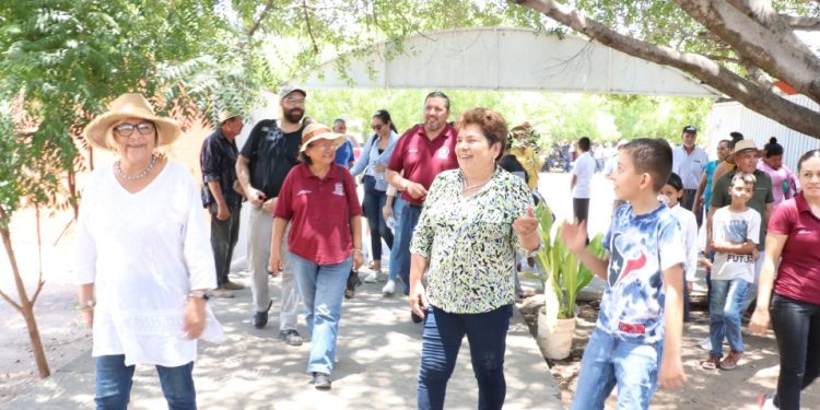 DIF y Ejercito Mexicano reactivan jornadas sociales en zona rural.