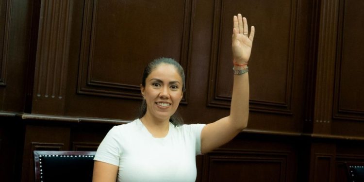 Aplaude Fanny Arreola aprobación de la nueva Ley de Movilidad y Seguridad Vial; beneficiará a todos los michoacanos.