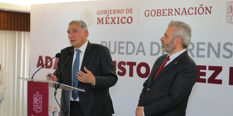 Reconoce Bedolla acompañamiento de Adán Augusto para la estabilidad del Estado