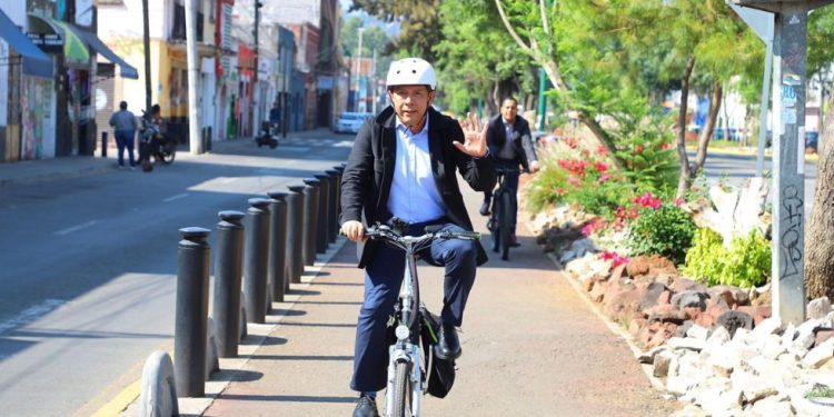 Ley de Movilidad y Seguridad Vial incluye derechos de los ciclistas: JC Barragán