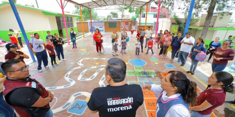 Juan Carlos Barragán transforma escuelas de Morelia
