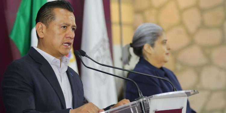 Gobernabilidad y orden financiero logran ciclo escolar sin paros ni suspensiones: Torres Piña