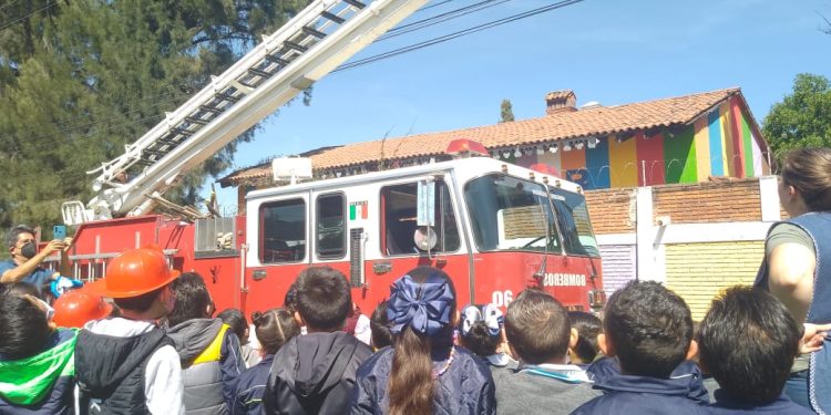 Realizará Gobierno de Tarímbaro cursos de verano para niños con bomberos y policías