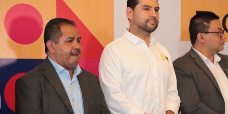 Estamos dispuestos a jugárnosla por México y por Michoacán: PRD