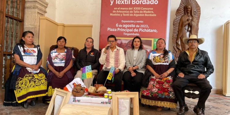 Lista la 23 edición de la Feria del Mueble Rústico Pichátaro