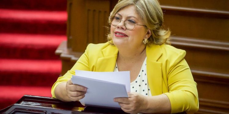 Invita Julieta García a la población atender salud mental para mejorar su bienestar