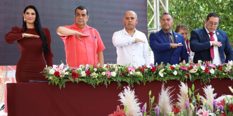 Gobierno de Bedolla le cumple a la gente de Jungapeo: Elías Ibarra