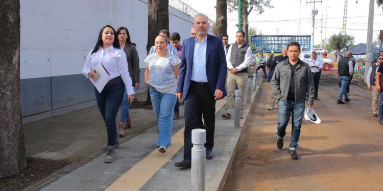 Gobierno de Michoacán construye casa de asistencia social del DIF y accesos al CREE