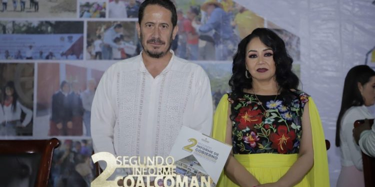 Para Coalcomán, 20 millones en obras, campo y bienestar: Sedeco