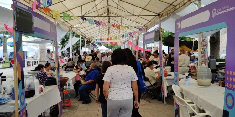 En su edición 2023, Feria del Mole de la Tenencia de Santa María de Guido, suma otro éxito