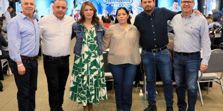 Más de un millón de michoacanos sin acceso  servicios de salud: Diputados Federales PAN