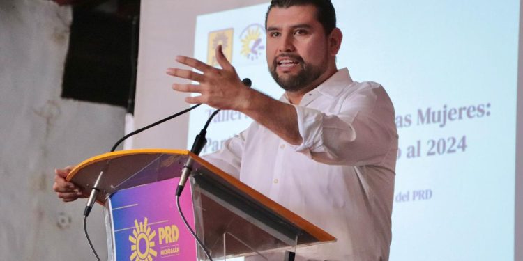 Gobierno del Estado no debe intervenir en vida orgánica de la Universidad Michoacana: PRD