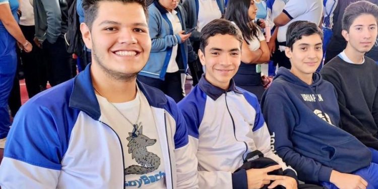 Acercar oferta académica a 70 municipios repuntó matrícula estudiantil