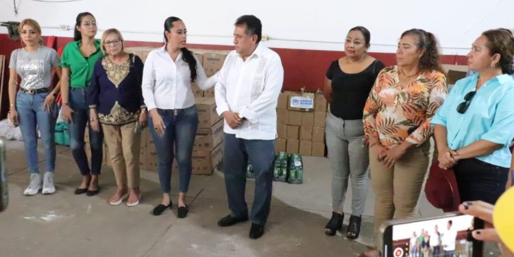 ACNUR y UNHCR donan insumos para familias desplazadas de zona rural.