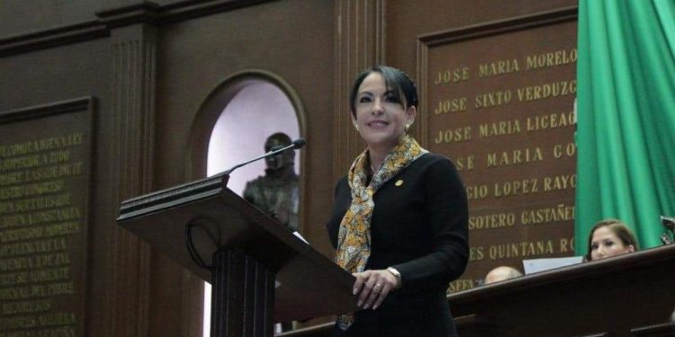 En proceso electoral hay que conducirse como verdaderos demócratas: Lupita Díaz Chagolla