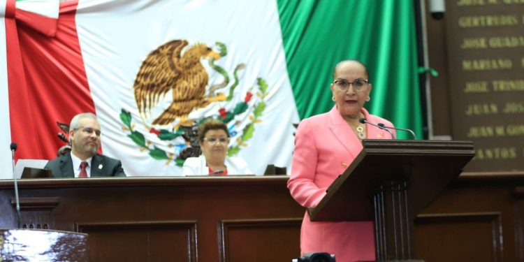 Voluntad de diálogo de Ejecutivo debe reflejarse en comparecencias de funcionarios: Julieta Gallardo