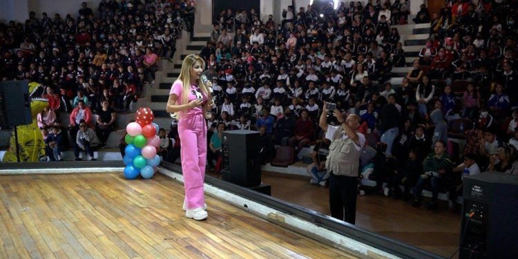 Con apoyos a más de 25 mil personas, estoy cumpliendo con el mandato popular: Belinda Hurtado