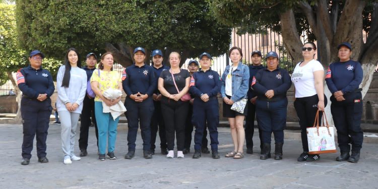 Orgullosamente Guardia Civil: Mujeres Policías