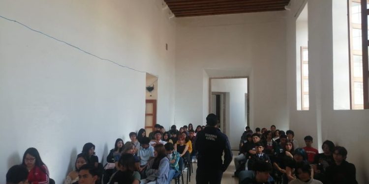 SSP lleva plática de prevención del acoso escolar y delitos cibernéticos, en Morelia