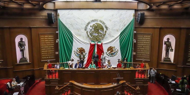 Al Heroico Colegio Militar, Presea Constitución de 1814, del Congreso de Michoacán