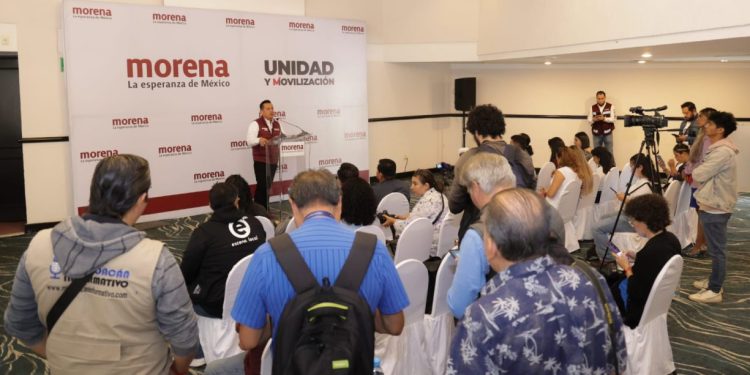 Llama Torres Piña a sumarse a esfuerzos por la defensa de la 4T