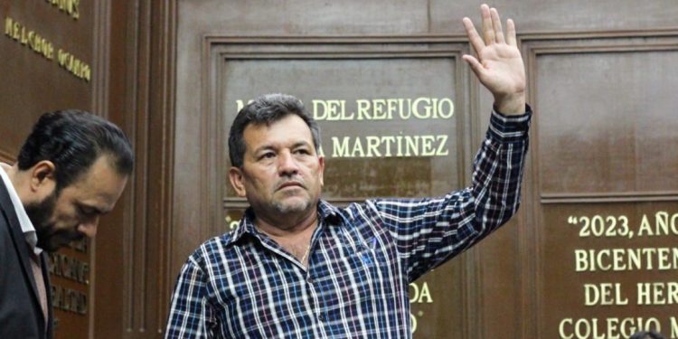 Celebra Reyes Cosari aprobación de Ley de Búsqueda de Personas Desaparecidas en Michoacán