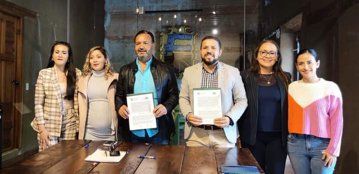 Firma de convenio entre Administración de Julio Arreola y la Comisión de Atención a Victimas del Estado