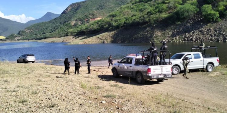 En acción operativa, Guardia Civil recupera camioneta de la alcaldesa de Lázaro Cárdenas