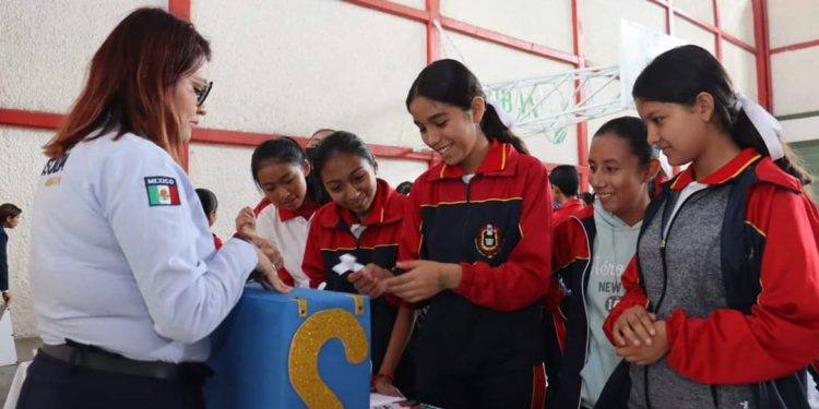 Participa FGE en jornada sobre “Educación Sexual para las y los Adolescentes”, en Charapan