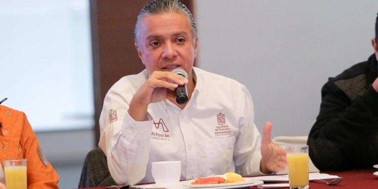 En Michoacán los recursos públicos se destinan para impulsar el desarrollo: Luis Navarro