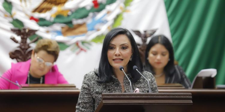 Con la aprobación de Centros de Justicia, niñas y niños michoacanos tendrán protección y atención como nunca antes: Adriana Hernández