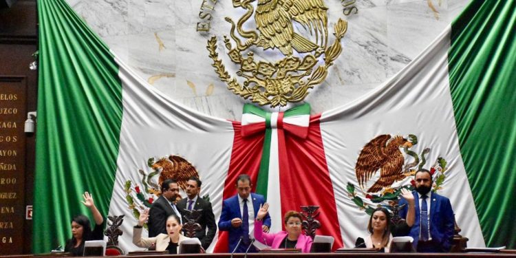 Fuera estigmas y discriminación que impiden acceso a la salud a las mujeres: 75 Legislatura