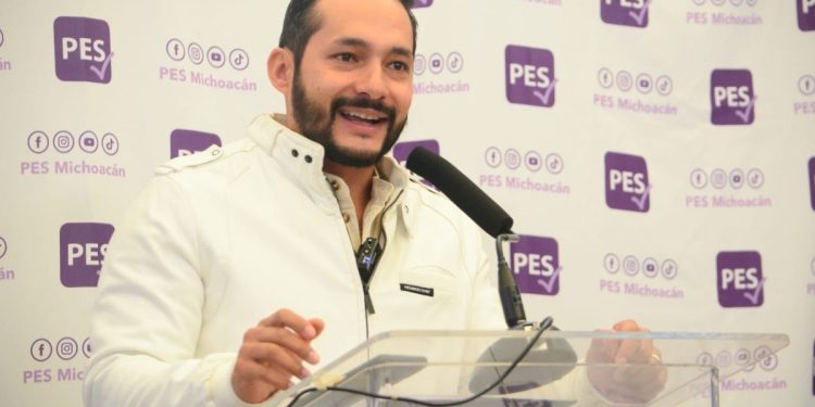 Abre PES centro de acopio para ayudar a familias de Guerrero