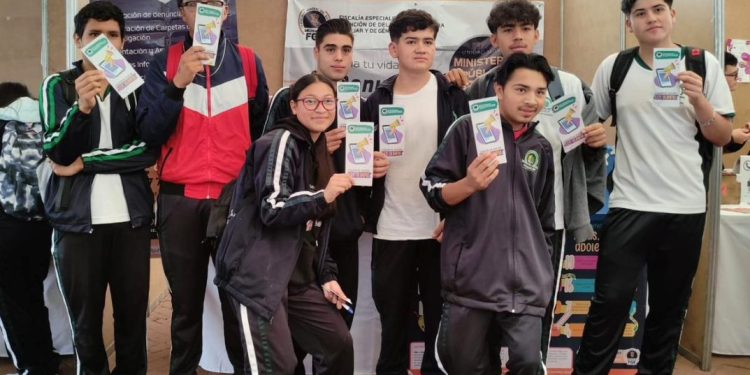 Participa FGE en Feria de la Salud en el Hospital de la Mujer