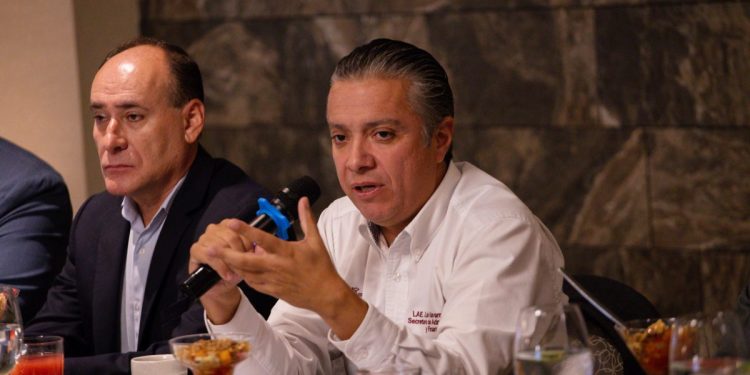 Gobierno de Michoacán cumple con responsabilidades financieras: Luis Navarro