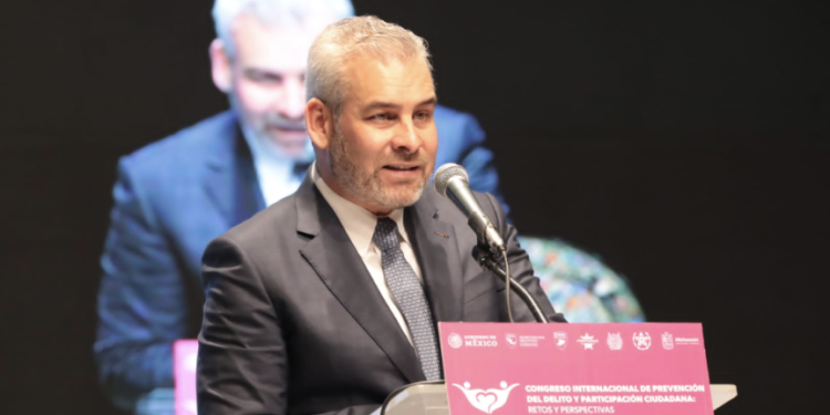 Inaugura Bedolla Congreso Internacional en Prevención del Delito