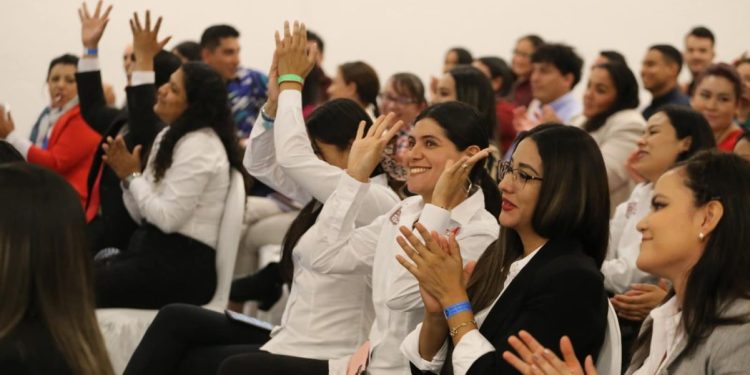 SEE ha capacitado en la Nueva Escuela Mexicana a docentes de 9 mil planteles