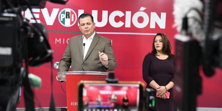 Esperamos que Acción Nacional rectifique para ir en alianza: Memo Valencia