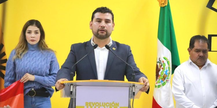 Con recortes presupuestales, Gobierno Federal pretende tener un poder absoluto: PRD