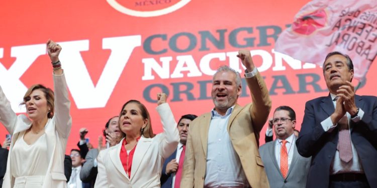 Bedolla, Sheinbaum y CATEM suman esfuerzos en defensa de los trabajadores