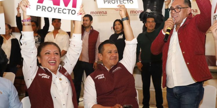 Osvaldo Ruiz respalda aspiración de Torres Piña al Senado de la República