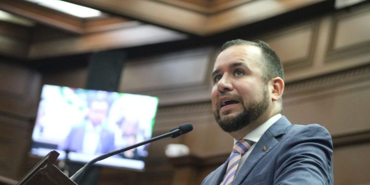 Plantea Reyes Galindo iniciativa para eliminar términos machistas del Código Civil de Michoacán