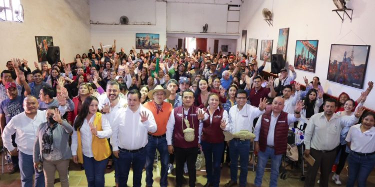 Torres Piña suma 100 municipios recorridos para defender la 4T