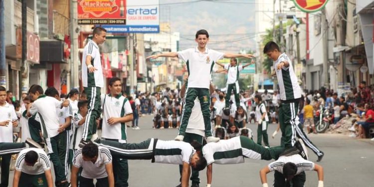 Participaran más de 3 mil alumnos en el desfile del 20 de Noviembre